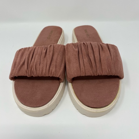 Nine West dusty pink suede slides sandals - Picture 2 of 7